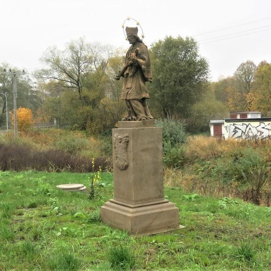 Socha svatého Jana Nepomuckého v Ploučnické ulici v Stráži pod Ralskem