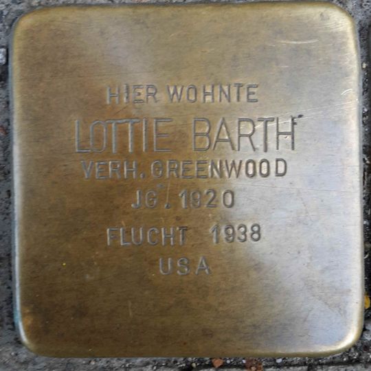 Stolperstein à la mémoire de Lottie Barth
