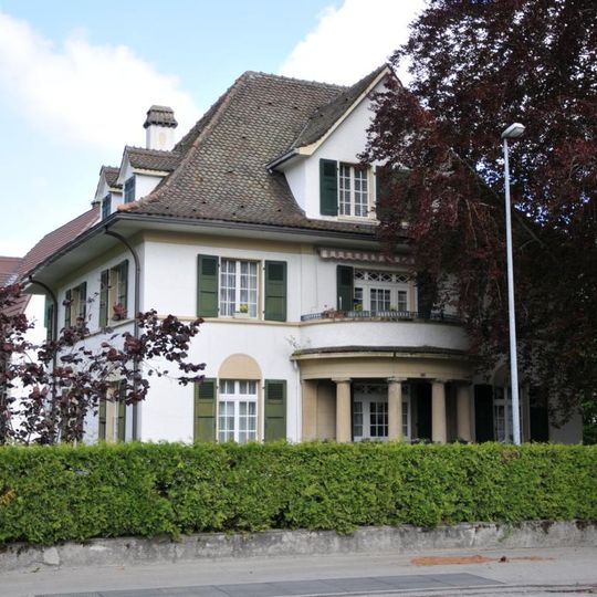 Former Arni factory owner villa