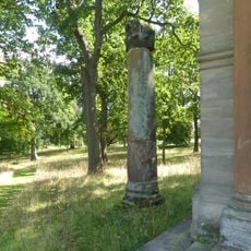 Column east of loggia at south end of Broad Walk