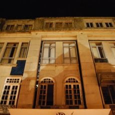 Edifício na Rua D. Luís Ferreira, n.º 40 a 50