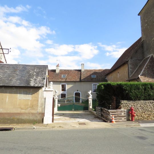 Presbytère de Nuillé-le-Jalais