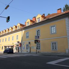 Immeuble résidentiel et commercial Heinrichstraße 49, 51