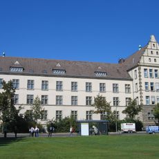 Friedrich-Engels-Gymnasium