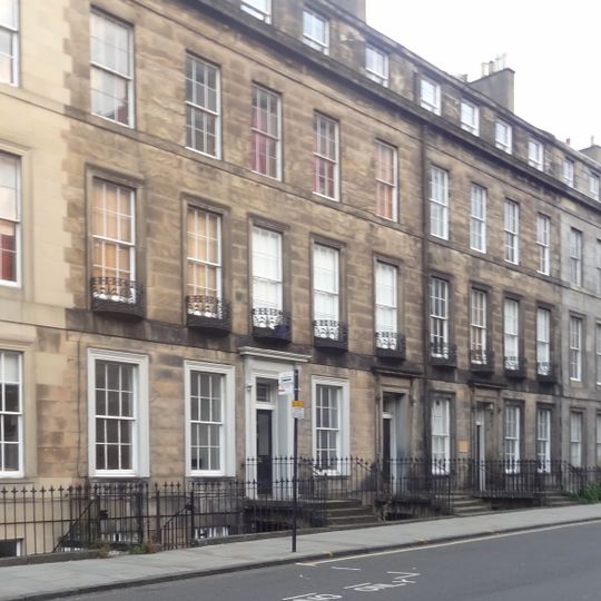 Edinburgh, 9-13 Torphichen Street