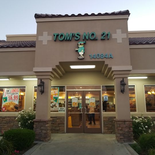 TOM's Famous Family Restaurant 21