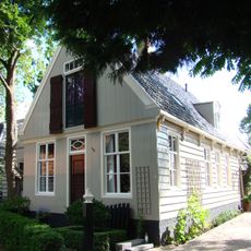 Leeteinde 8, Broek in Waterland