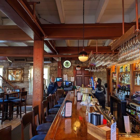 O.C. White's Seafood & Spirits