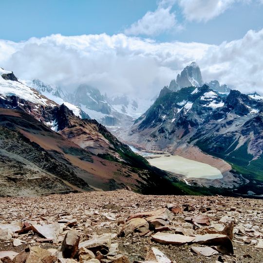 Loma Del Pliegue Tumbado