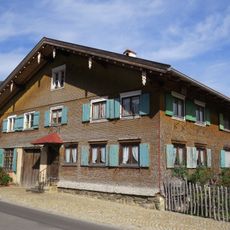 Ehemaliges Bauernhaus und Schmiede