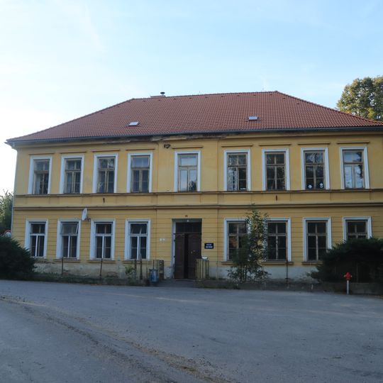 Bývalá škola v Onšově