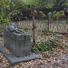 Могила В.Э. Борисова-Мусатова , художника