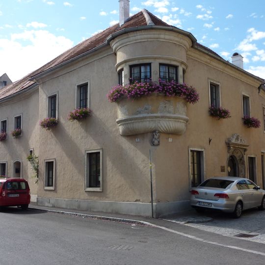 Lasperger Haus und Teil des römischen Kastells