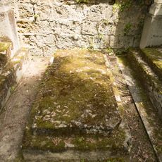 Grave unidentified 2