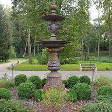 Kašna v lázeňském parku v Mšené-lázně