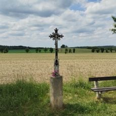 Kříž na cestě k Nejsvětější trojici