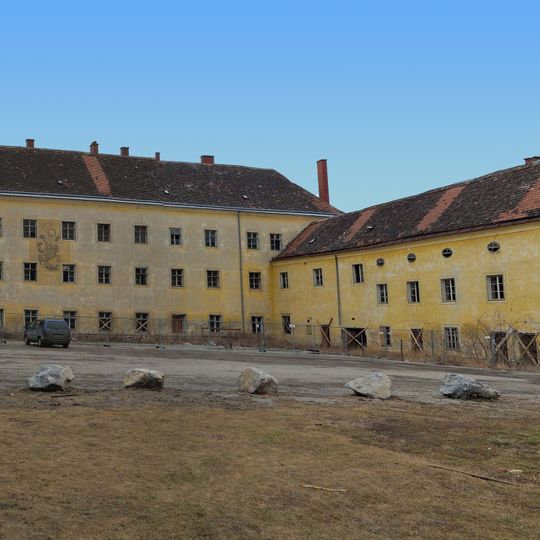 Ehem. Augustinereremitenkloster, so genannte Burg