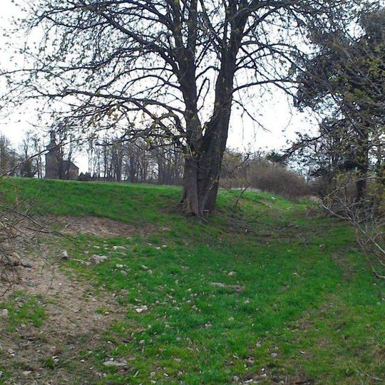 Kříž jihozápadně od Krašova