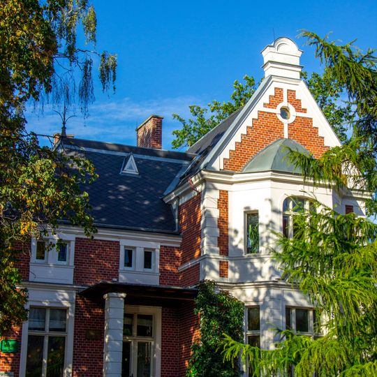 Dom, ob. przedszkole nr 1