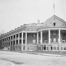 Clifton Hotel