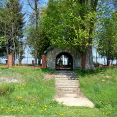 Cmentarz wojenny w Iwaniskach