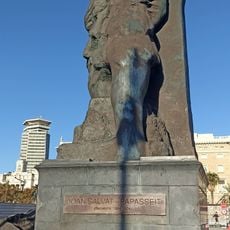 Monument a Joan Salvat Papasseit