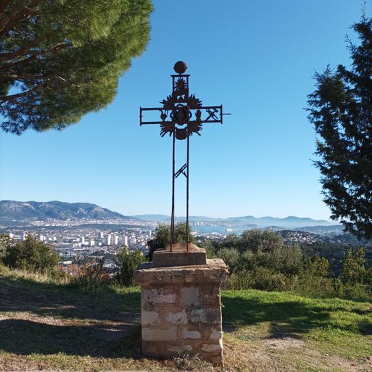 Chiesa cattolica, croce votiva