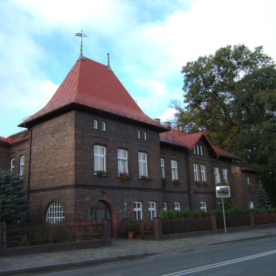 Former orphanage in Nakło Śląskie