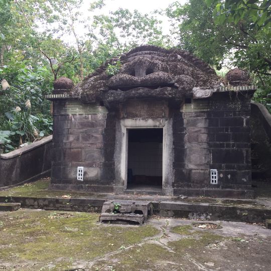 Lai Family's Tomb Tower