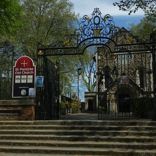 St Pancras Old Church Garden Gates And Railings To Road Frontage