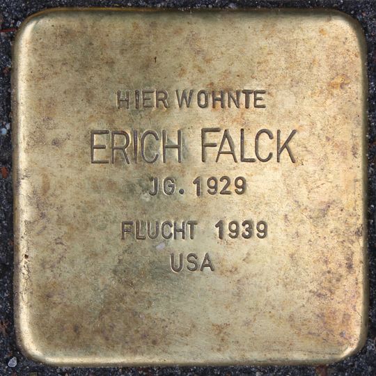 Stolperstein dedicated to Erich Falck