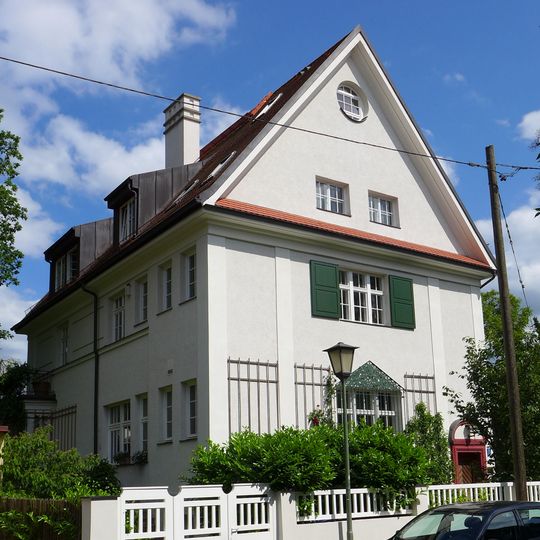 Neuburgerstraße 1