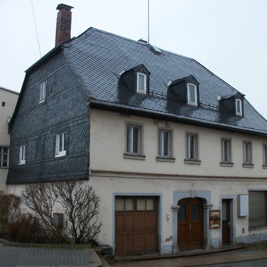 Wohnhaus Lengenfelder Straße 6