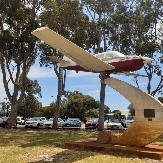 Sugar Bird Lady monument