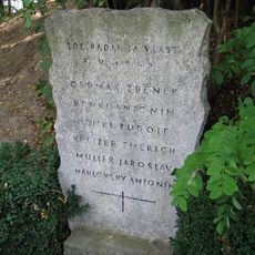 Pomník padlým dne 7. 5. 1945 na Hostibejku v Kralupech nad Vltavou