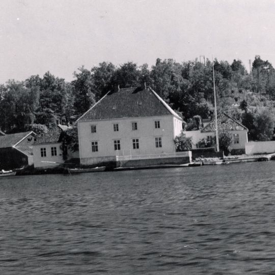 Pusnes gård