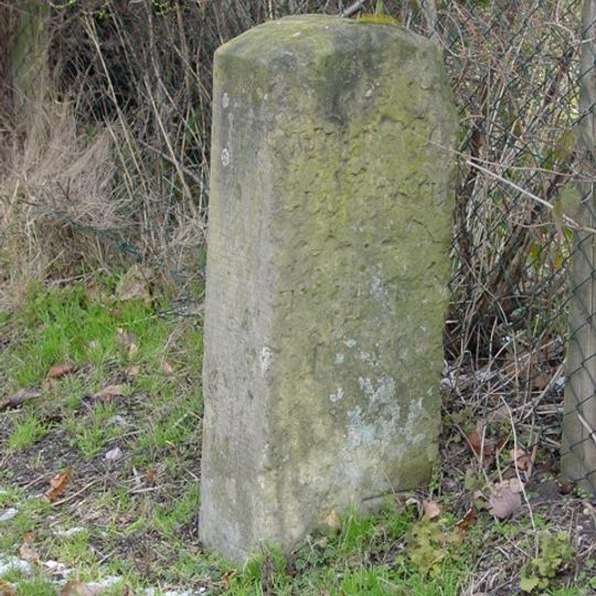 Milestone, High Street, 5m along lane