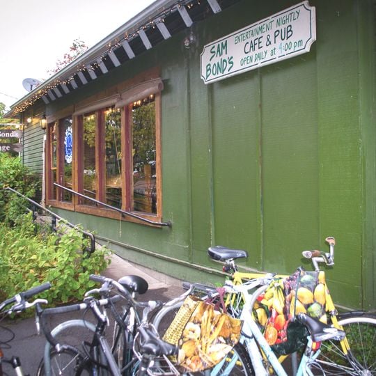 Sam Bond's Garage