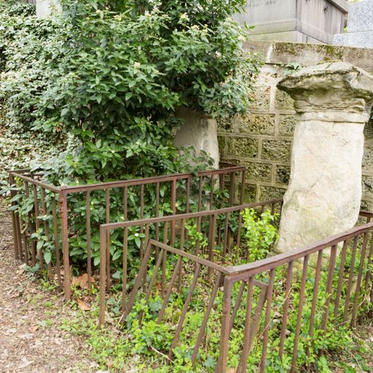 Grave of Lecocq