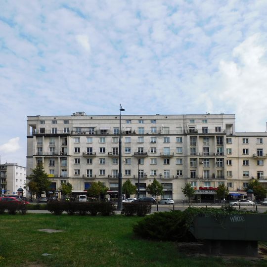 Blok przy ulicy Marszałkowskiej 138