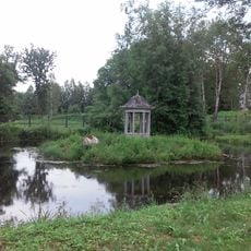 Парк с каскадным прудом (Красная Новь)