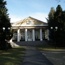 Kúpele Smrdáky, dom kúpeľný