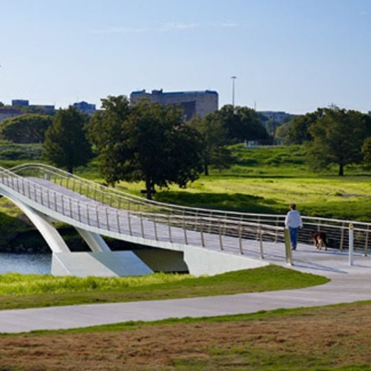 Phyllis J. Tilley Memorial Bridge