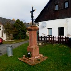 Kříž v centru Podvek