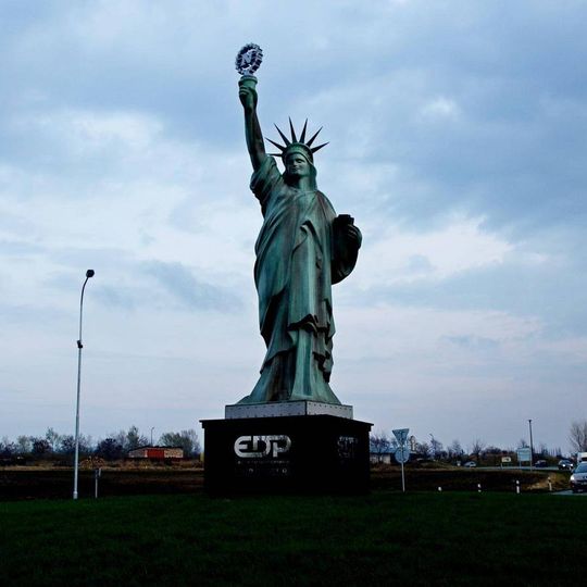 Socha Svobody u Rousínova