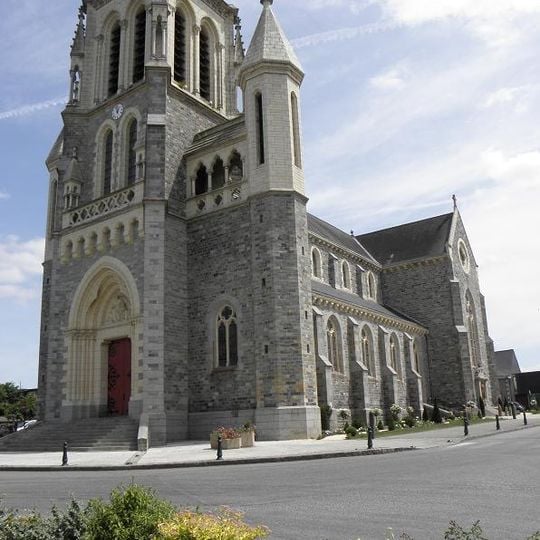 Église Saint-Pierre de Domagné