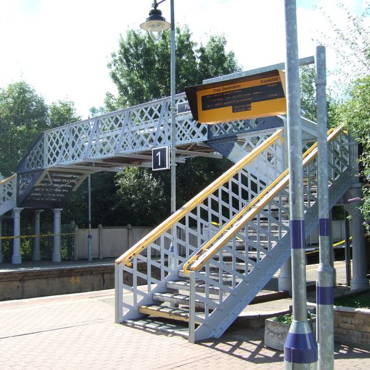 Footbridge at Sandwich railway station