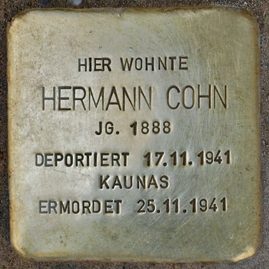 Stolperstein en memoria de Hermann Cohn