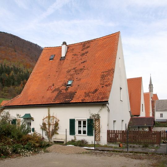 Ehem. Kartäuserzelle mit Umfassungsmauern