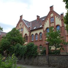 Stresemannstraße 9–11